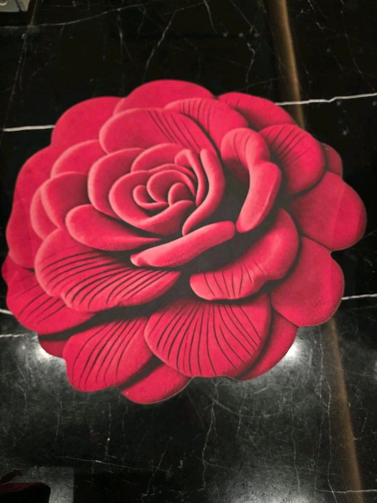 GIF uploaded by Rose