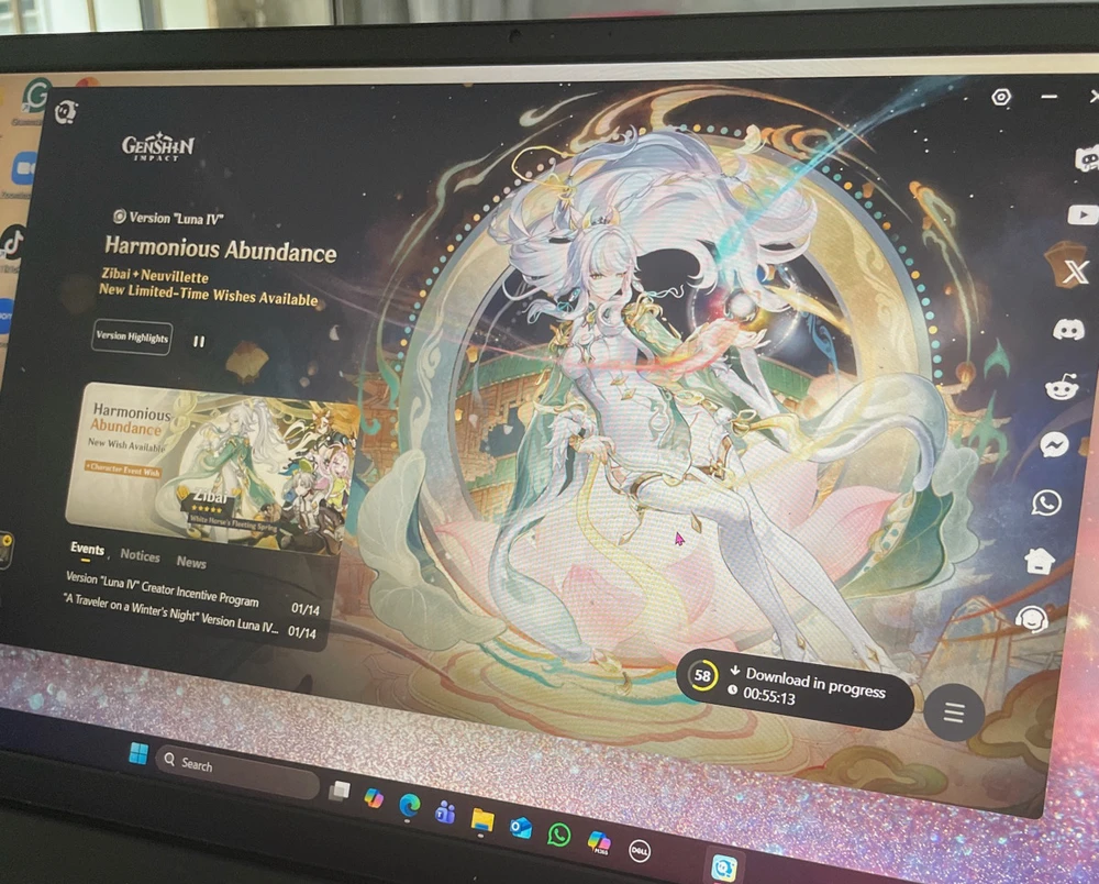 GIF uploaded by Adryana