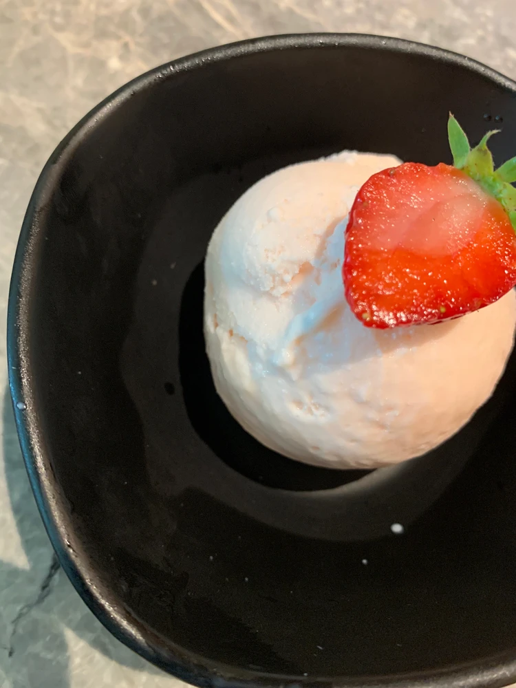 GIF diunggah oleh Asha