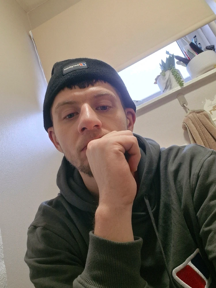 GIF uploaded by Thomas