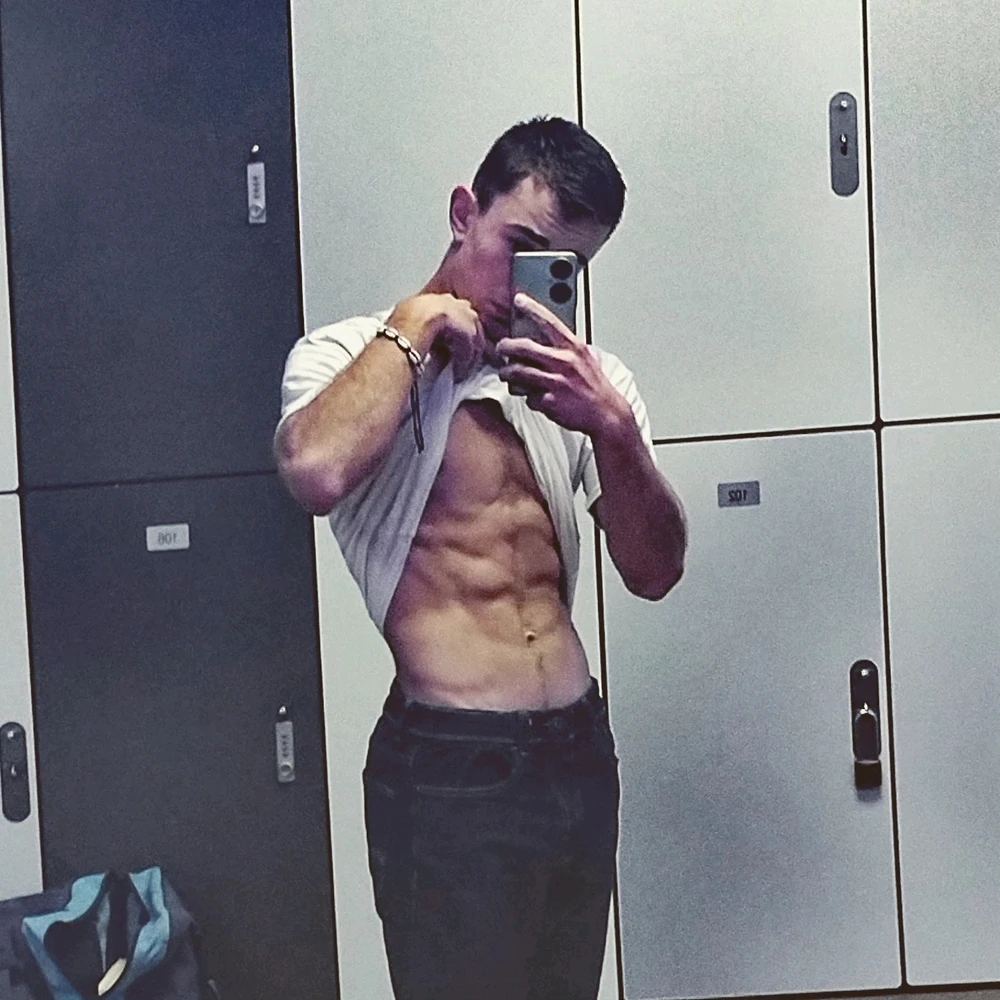 GIF uploaded by Etienne