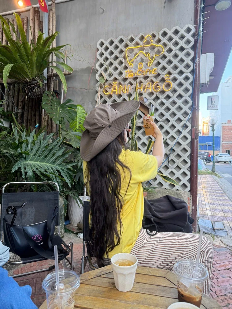 GIF được Ni tải lên