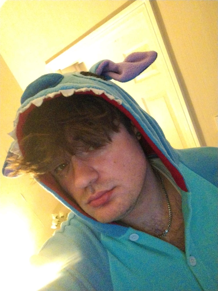 GIF uploaded by Adelin