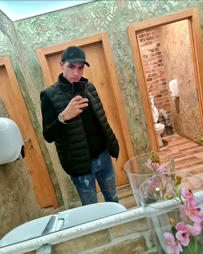 Sliku je postavio/la Nemanja