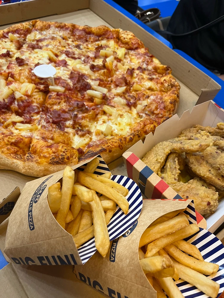 GIF uploaded by rizz