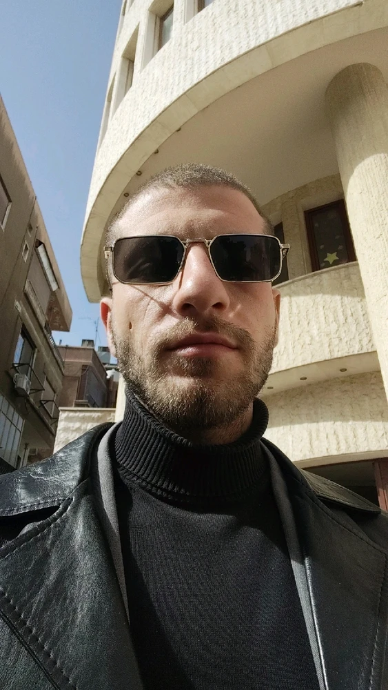 GIF uploaded by Fares