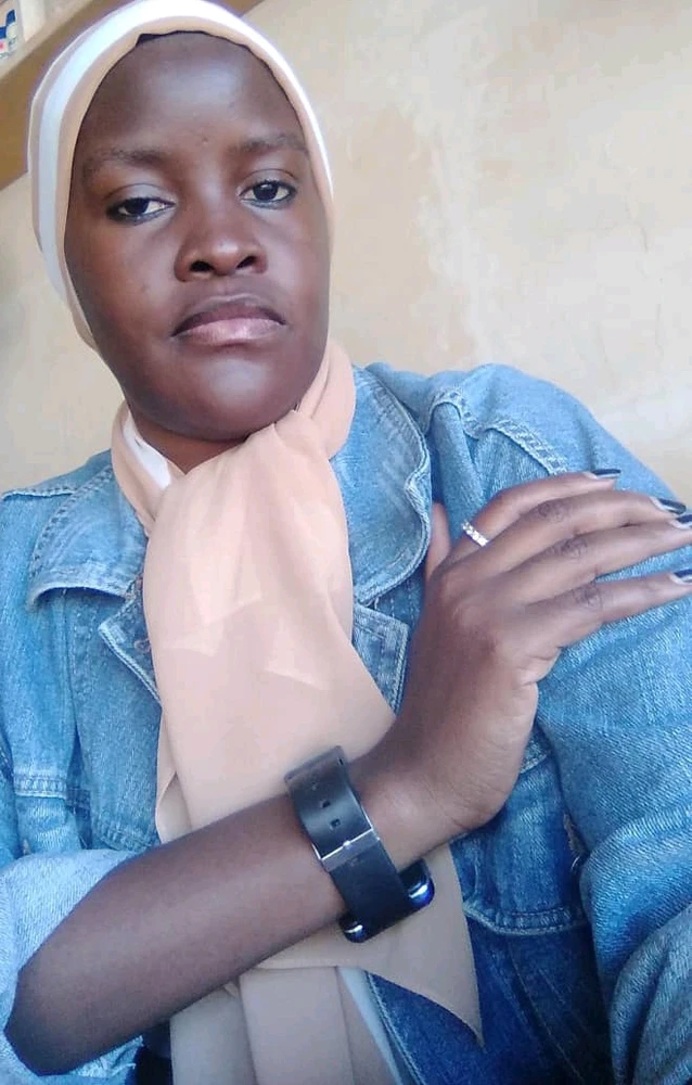 GIF gi-upload ni Lykha