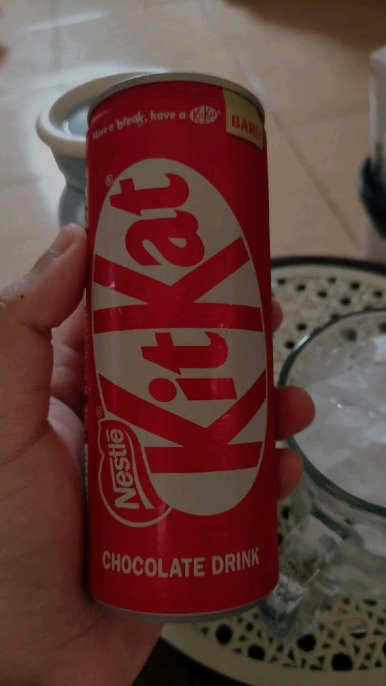 GIF diunggah oleh 𝚅𝙴𝙻𝙾𝚄𝚁𝙸𝚇