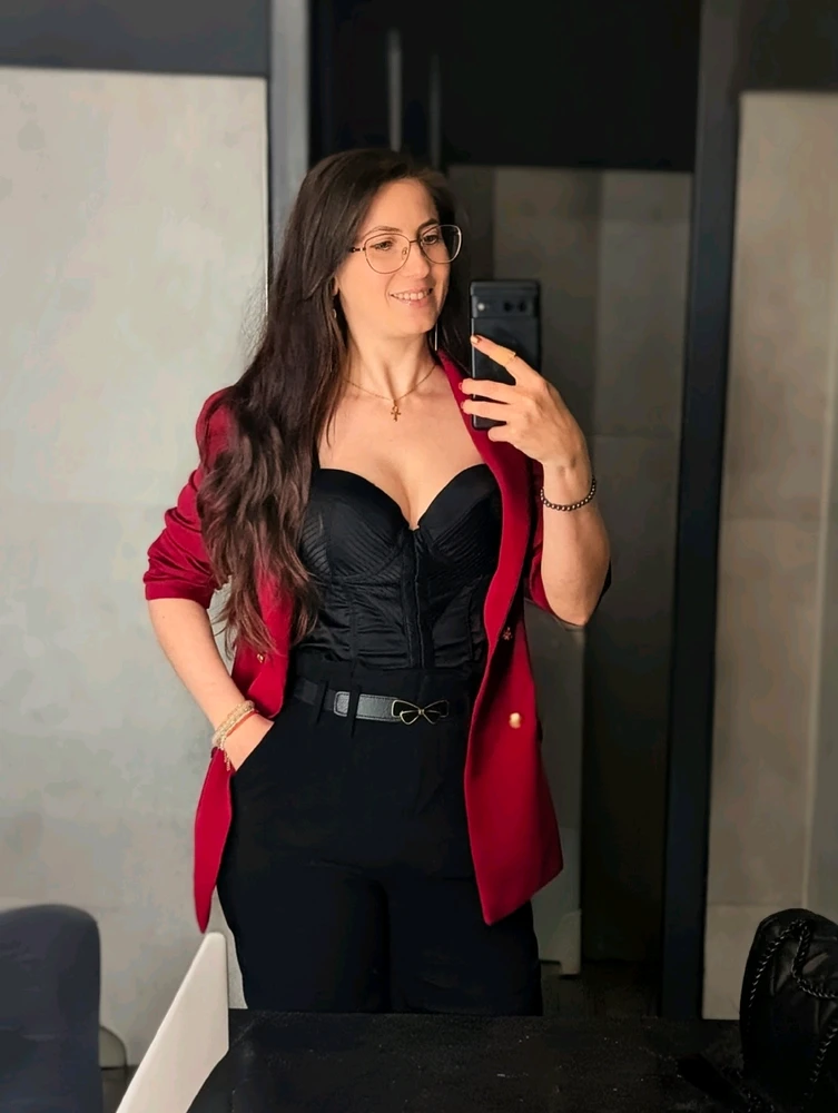 GIF uploaded by Alexandra