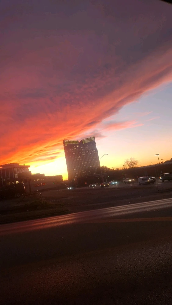 Not the building in the way of this cinematic view. Xd