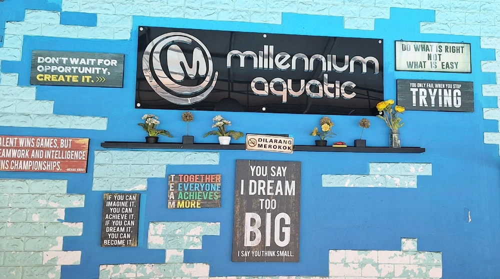 GIF diunggah oleh Annisa