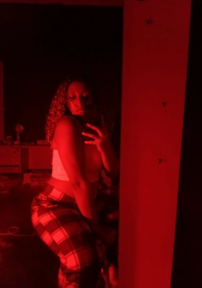 GIF uploaded by Jade