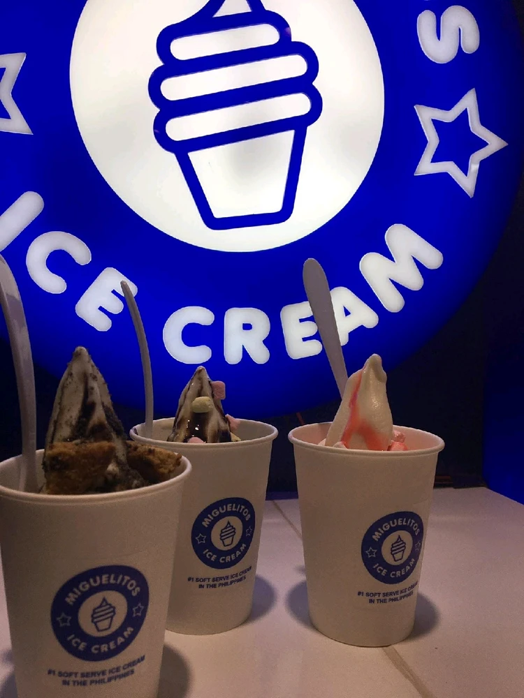 GIF uploaded by Lyxie