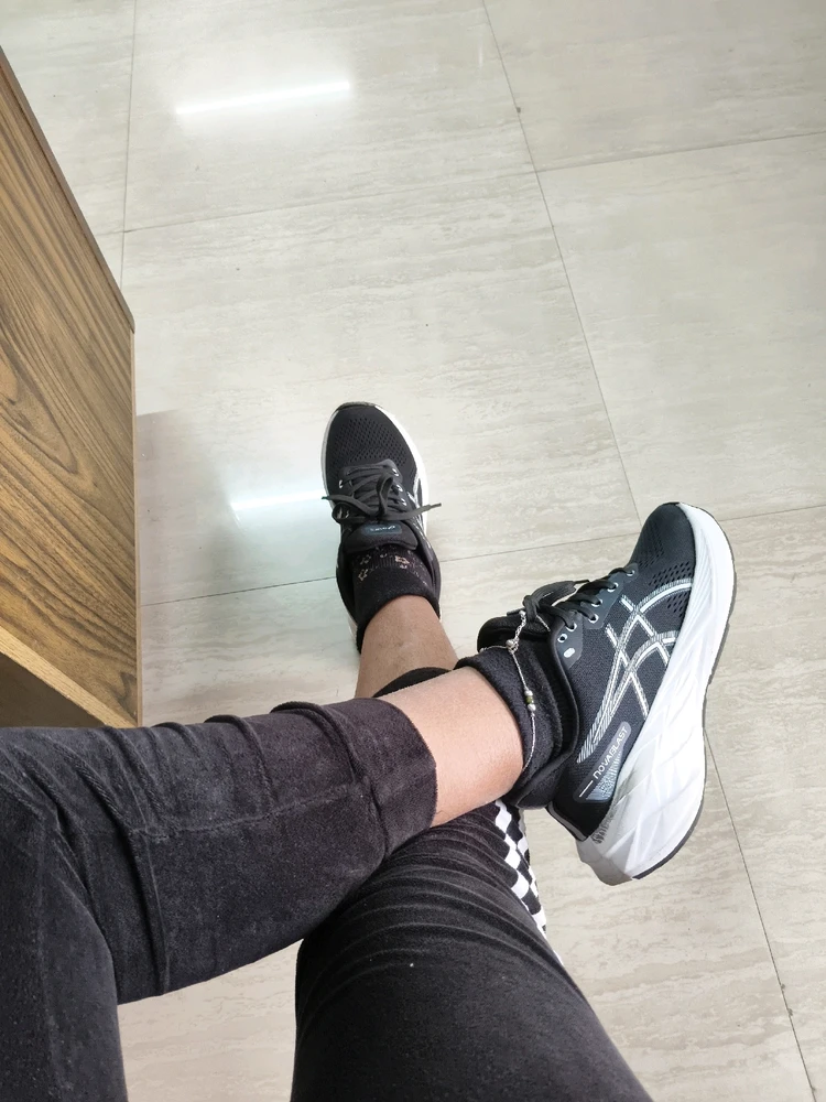 GIF uploaded by Simmy