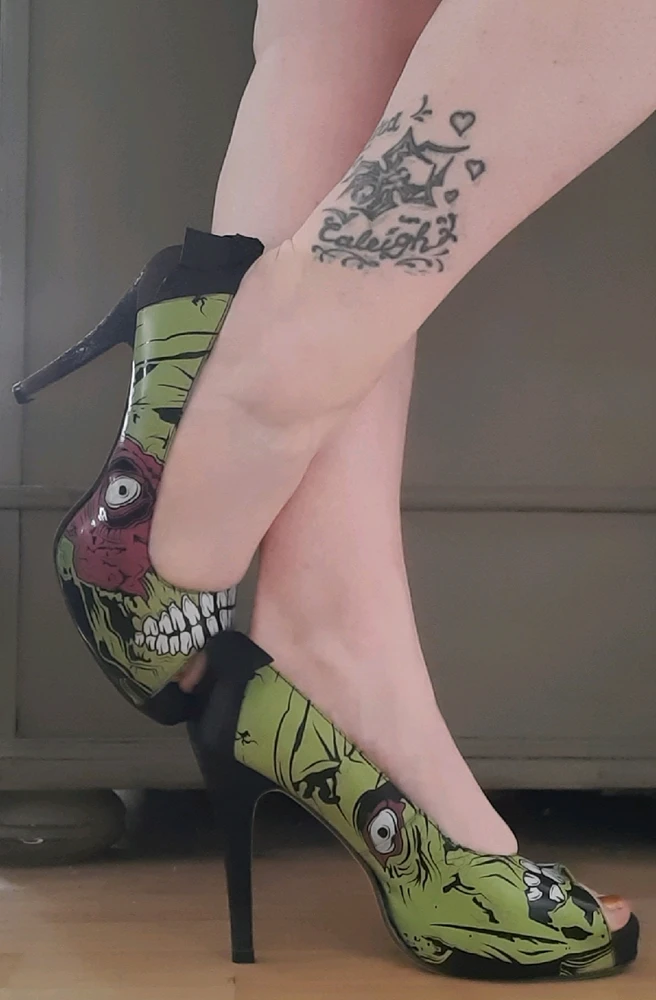 Jasmin يۈكلىگەن GIF