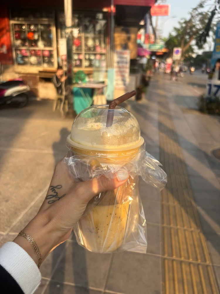 GIF uploaded by Lina