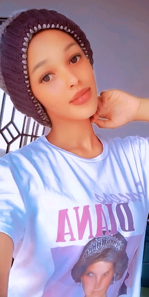 GIF uploaded by Anne