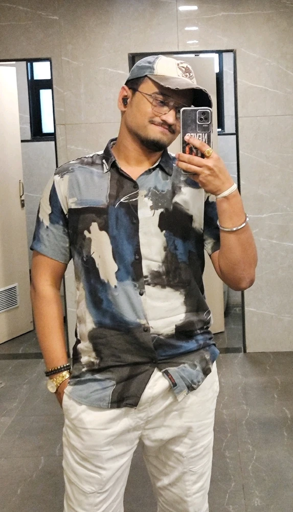 GIF uploaded by Sanskar Pandey