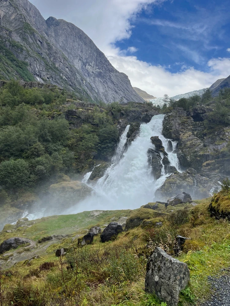 GIF uploaded by Saffie