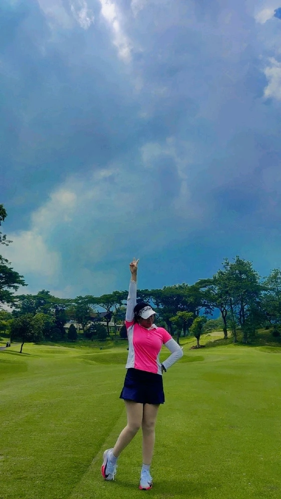 GIF uploaded by Alina jazin