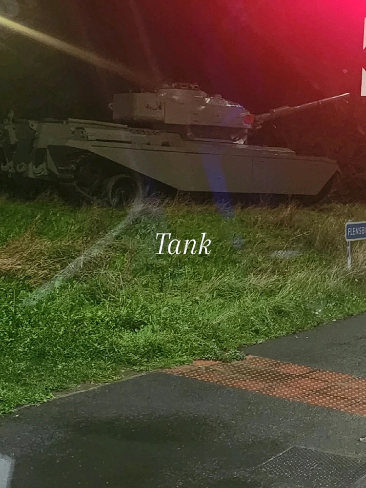 GIF uploaded by Thomas