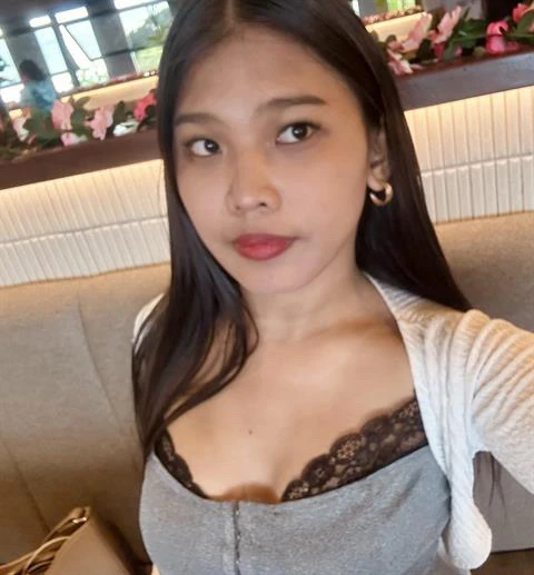 GIF uploaded by Rhian