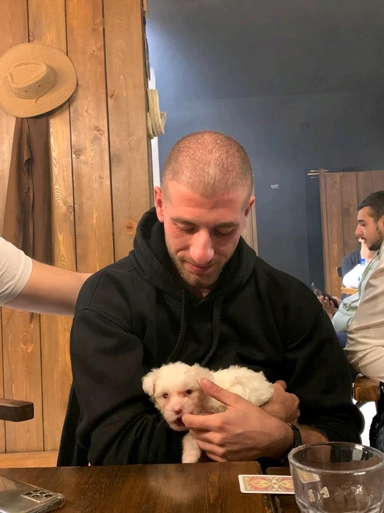 GIF uploaded by Fares