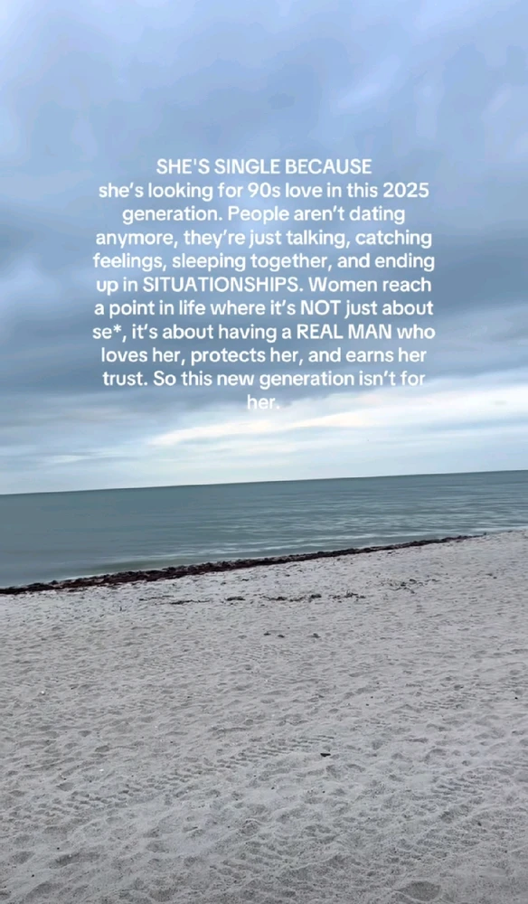 GIF uploaded by 𝙰𝚒𝚕𝚒𝚌𝚎𝚌