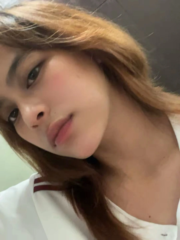 GIF uploaded by rizz