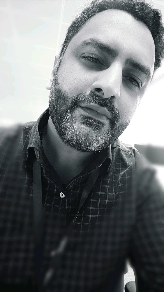 GIF uploaded by Farhad