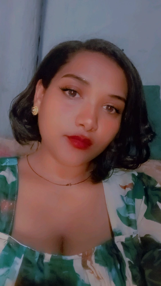 GIF uploaded by Mely