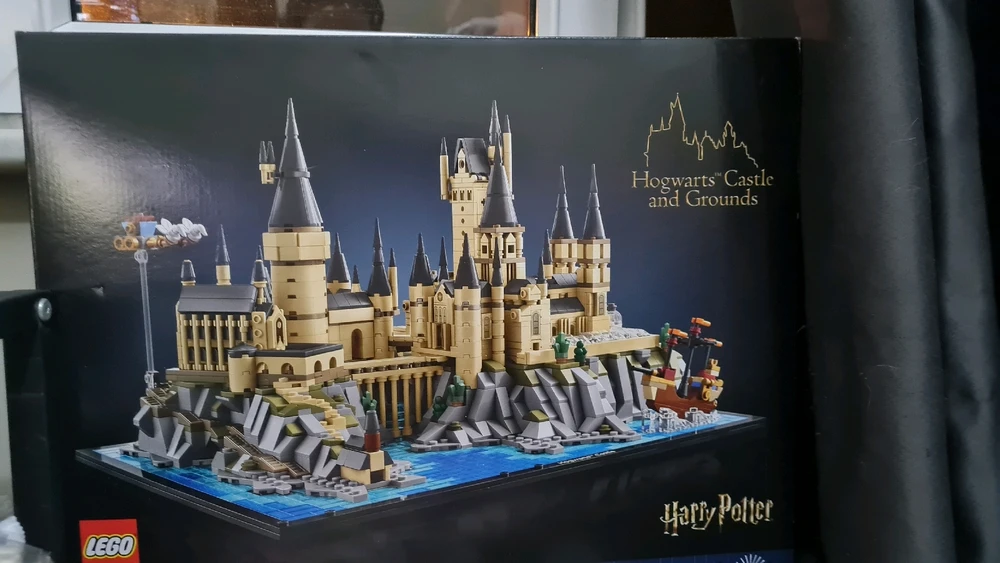 GIF uploaded by Ecem