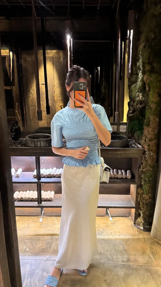 GIF uploaded by Aria