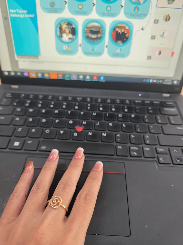 GIF uploaded by Rose