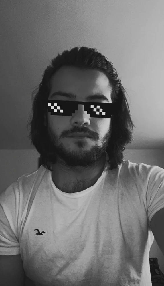 GIF uploaded by Emal