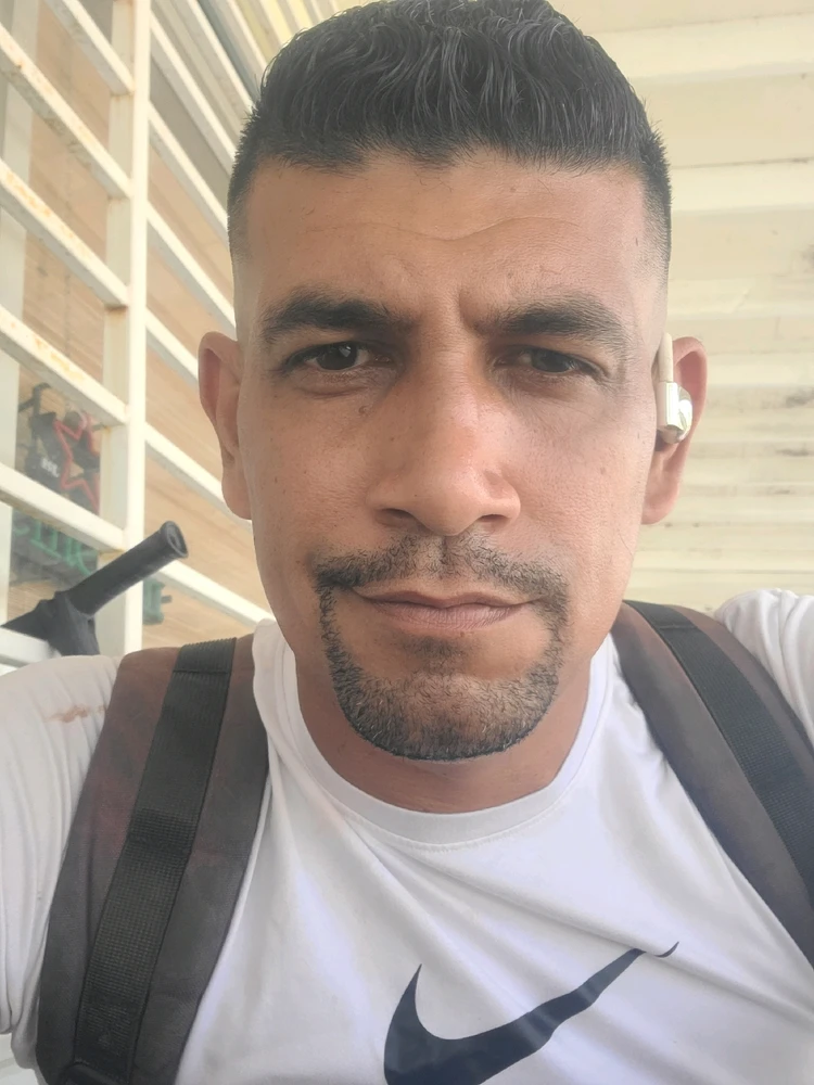 GIF uploaded by Jonathan