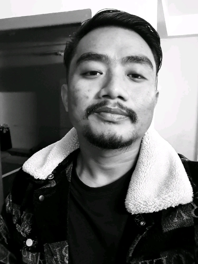 GIF uploaded by Gagam B