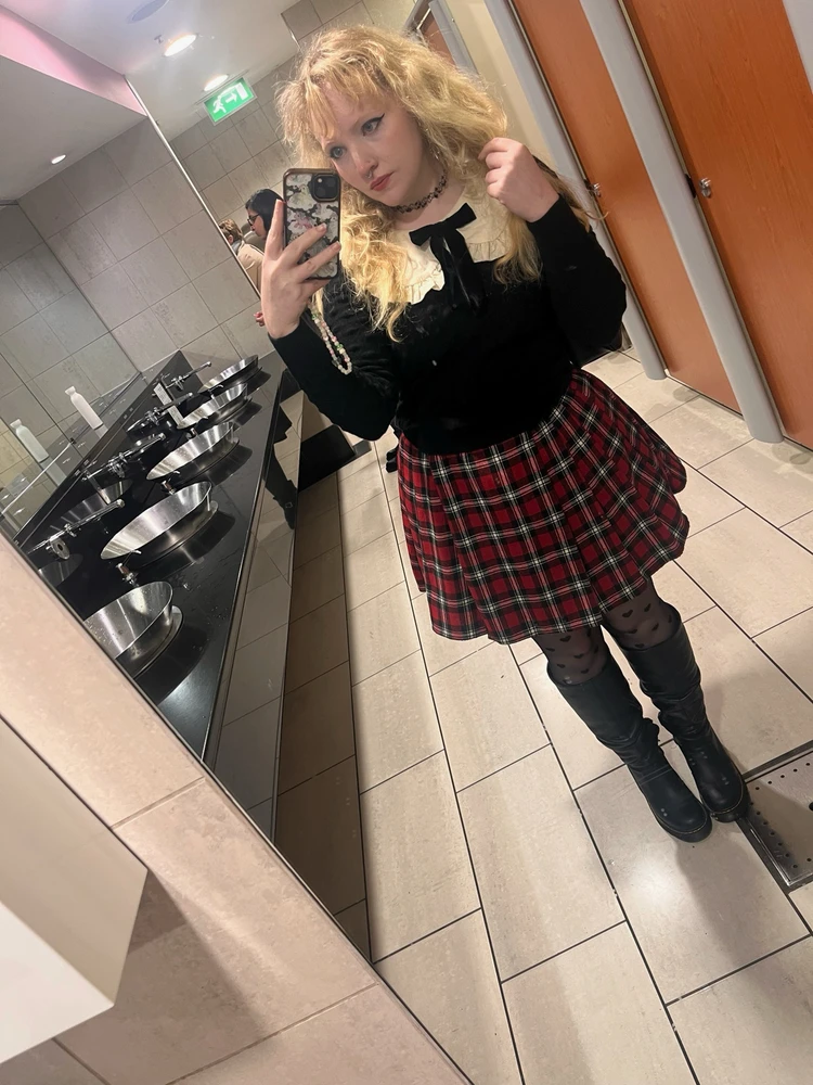 GIF uploaded by Serenity