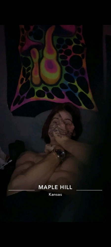 GIF gi-upload ni Cole