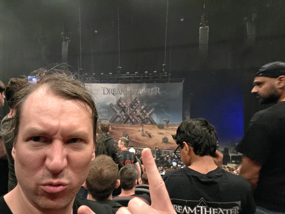 GIF diunggah dening Michael