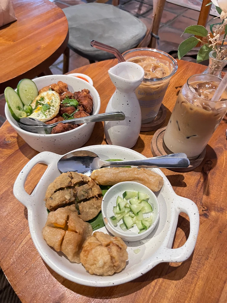 GIF diunggah oleh Rara