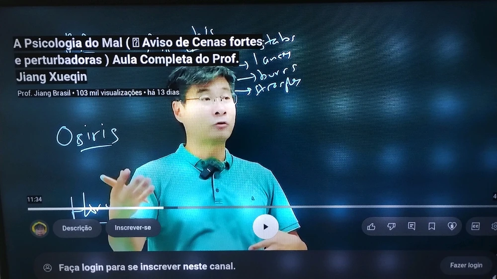 GIF diunggah dening Bruno Tadeu Reis Matos