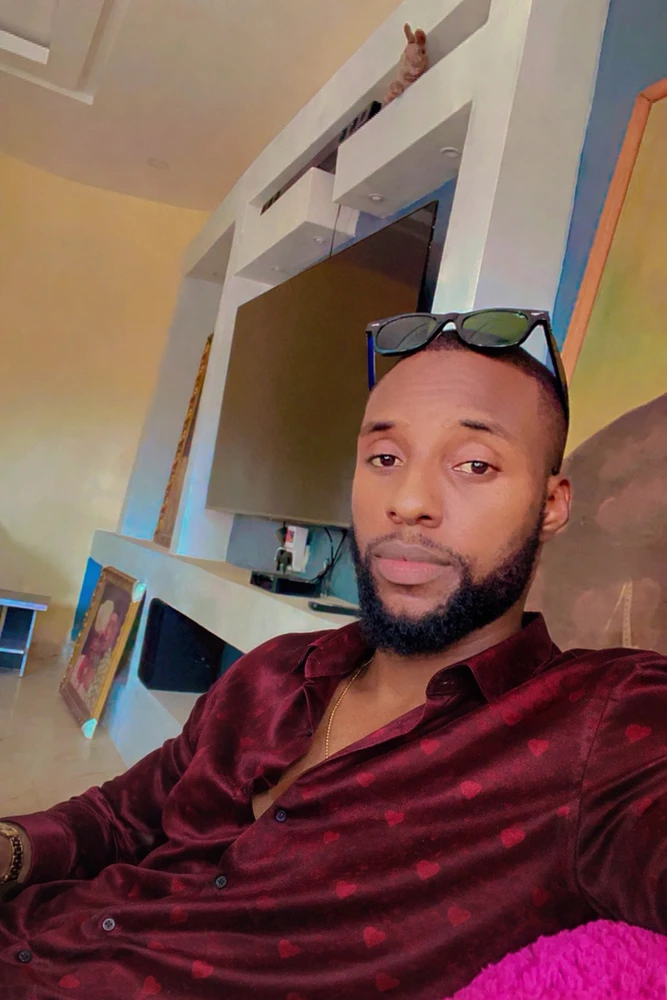 GIF uploaded by Adams