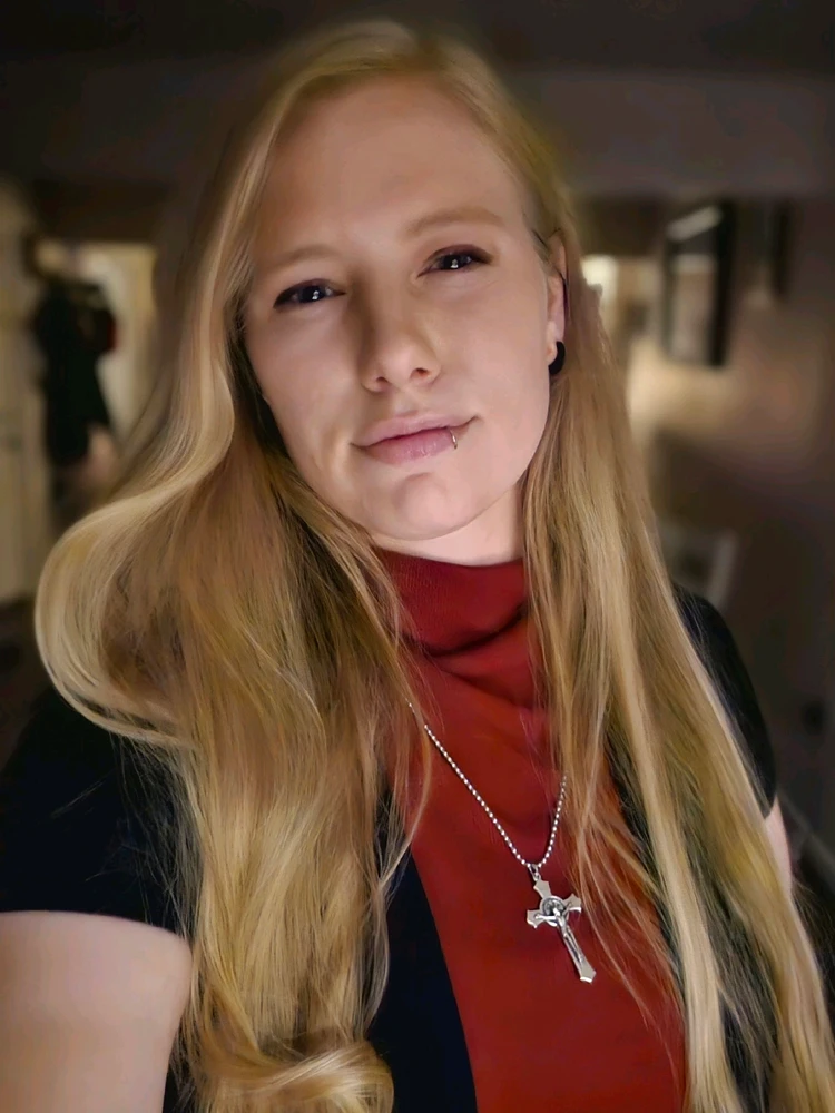 GIF uploaded by Miesha