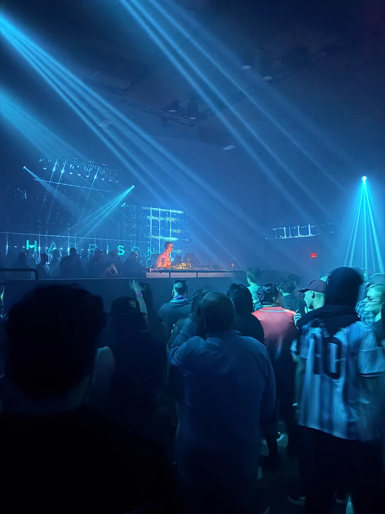 GIF uploaded by Atlas