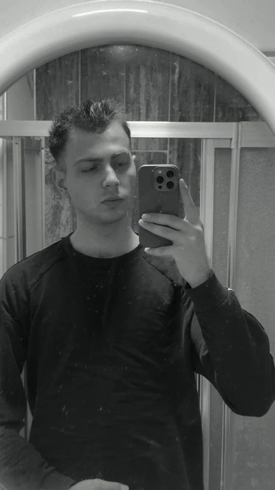 Ömer tarafından yüklenen GIF