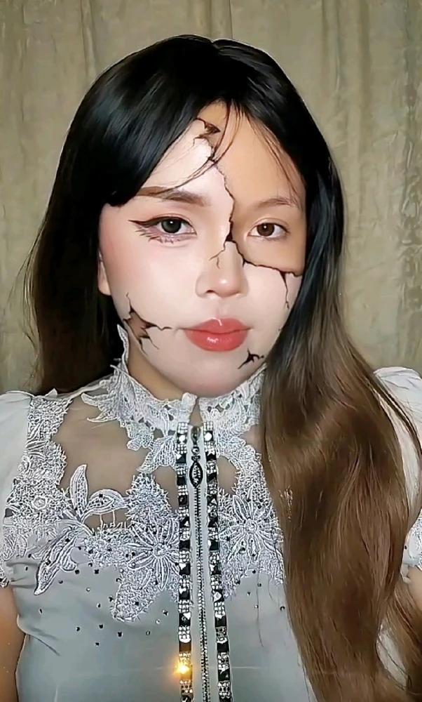 GIF diunggah oleh Monica