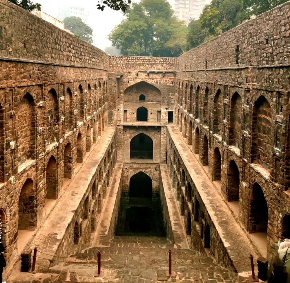 GIF uploaded by Maran 😎