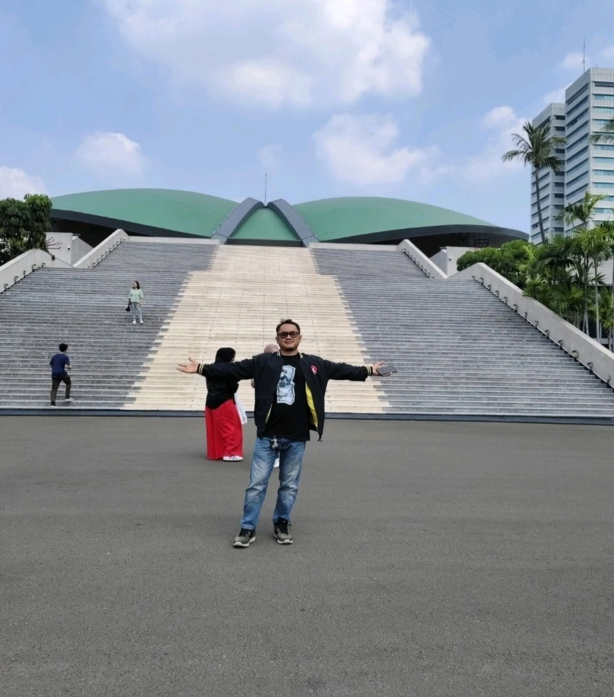 GIF diunggah oleh Abel