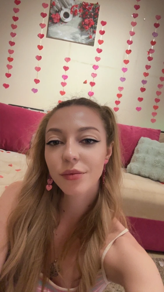 GIF uploaded by Justkessie